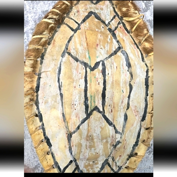 Authentic African Maasai Shield 20 inches Long x 9 1/2 inches Wide - Picture 2 of 13